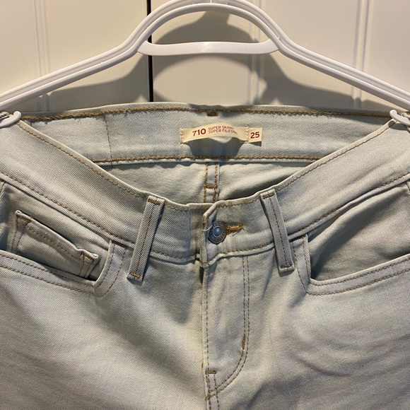 Skinny Levi jeggings! Size 25 - Picture 2 of 3